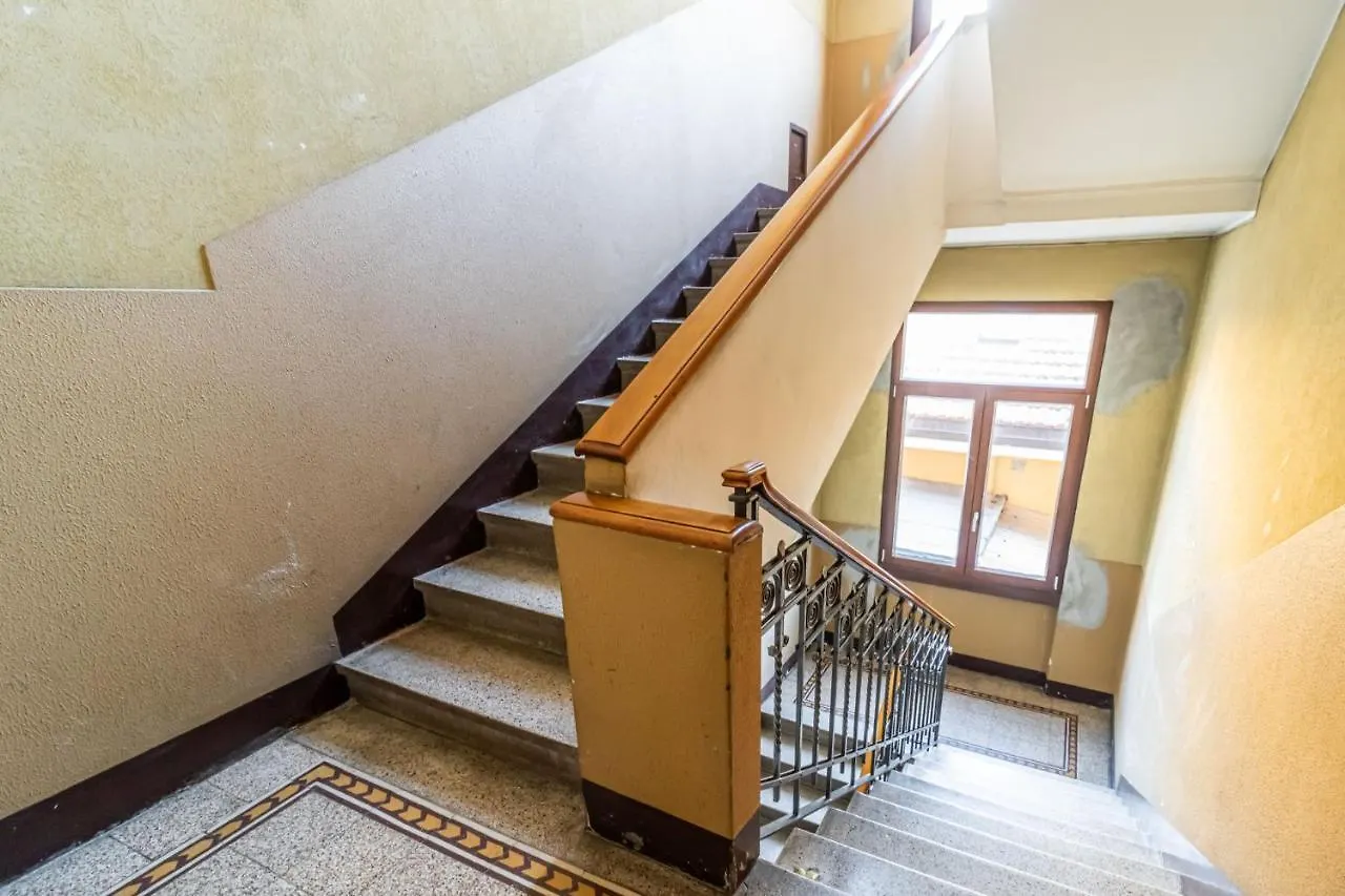 Easylife - Sofisticato Bilocale Zona Navigli Apartment Milan 0*,