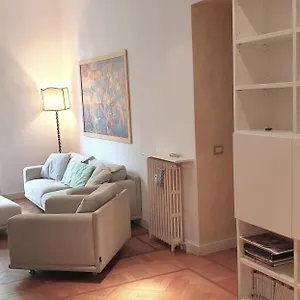 Appartamento Meta Italy In Tortona, Milano